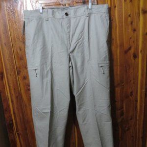 Dockers D3 Tan Khaki Cargo Pants, NWT, 40x34